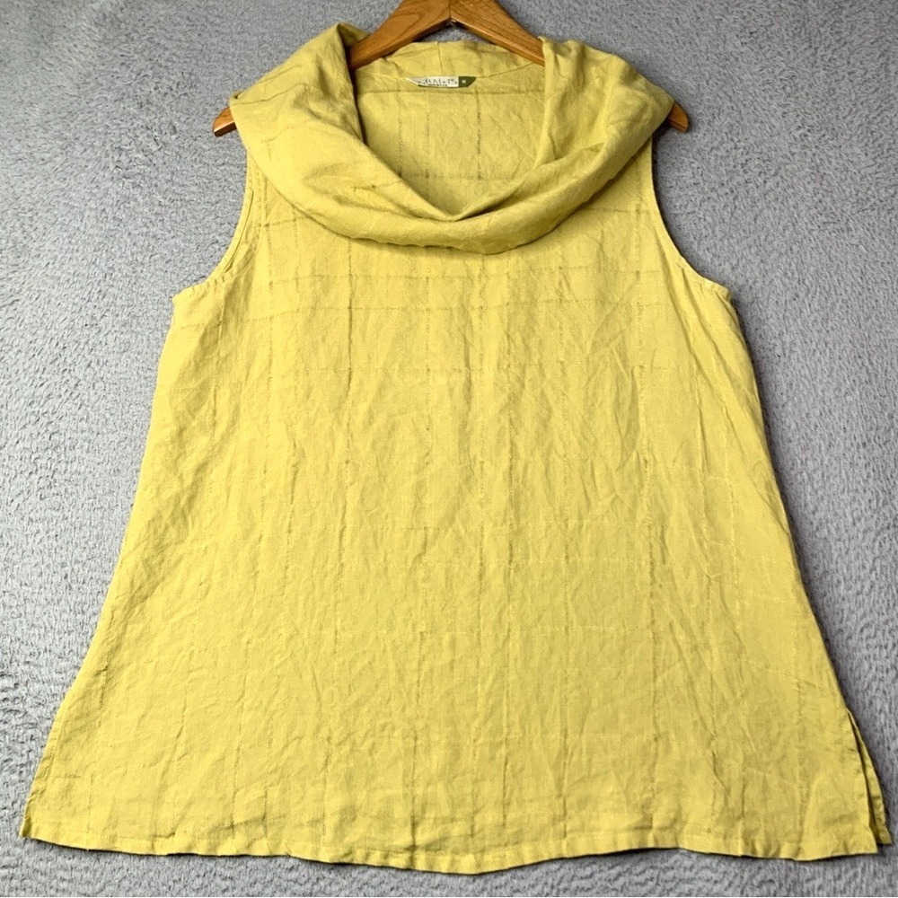 Chalet Top Womens Size Medium Light Yellow Sleeveless 100% Linen Made In USA